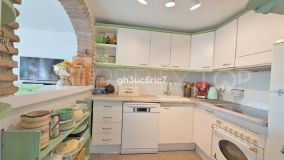 Penthouse for sale in Calahonda with 2 bedrooms