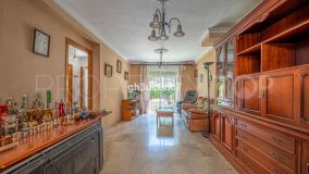4 bedrooms town house for sale in Los Boliches