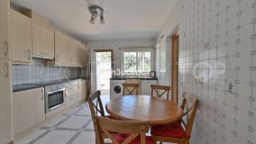 For sale villa in Calahonda