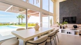 Villa for sale in Benalmadena
