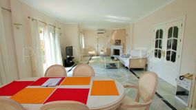 Villa for sale in Torrenueva with 4 bedrooms