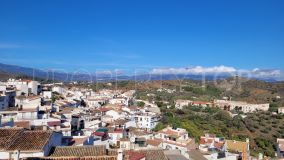 For sale Guaro town house