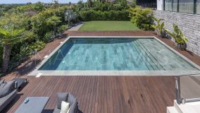 Villa en venta en El Rosario, Marbella Este