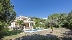 Villa en venta en Hacienda las Chapas, Marbella Este