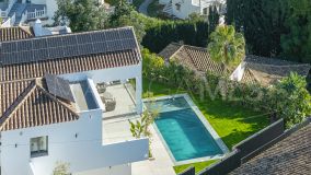 Hus i byn for sale in El Rosario, Marbella Öst