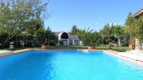 Casa de campo en venta con 3 dormitorios en Coin