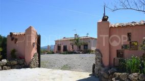 Country house for sale in Tolox with 3 bedrooms