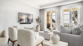 Nueva Andalucia, apartamento planta baja con 3 dormitorios en venta