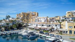 Appartement rez de chaussée for sale in Puerto de Cabopino, Marbella Est