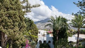 Penthouse for sale in Azahara I, Nueva Andalucia