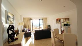 Penthouse for sale in Los Arqueros, Benahavis