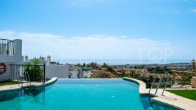 For sale ground floor apartment in El Paraiso with 2 bedrooms