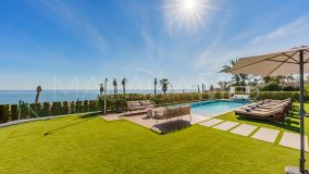 Villa en venta en Estepona Playa, Seghers