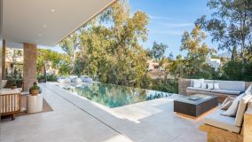 Villa en venta en Nueva Andalucia, Marbella