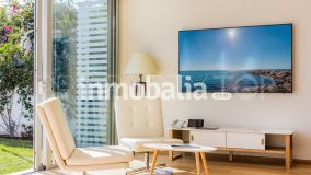 5 bedrooms villa for sale in Puente Romano