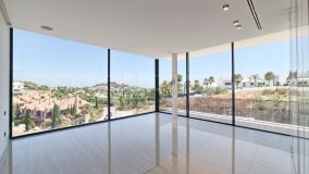 Villa for sale in Marbella City with 6 bedrooms