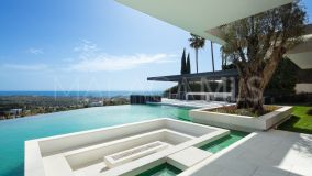 Villa for sale in Benahavis