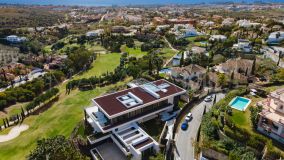 Villa for sale in Benahavis