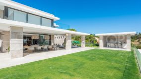 Buy 8 bedrooms villa in Sotogrande Alto
