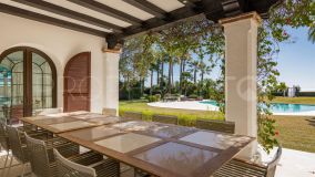 For sale 8 bedrooms villa in El Paraiso