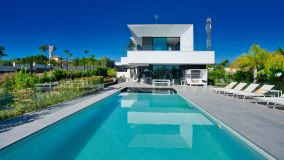 Villa for sale in Bel Air, Estepona Öst