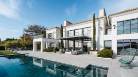 Villa for sale in Benahavis