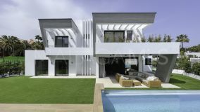 Villa till salu på Marbella - Puerto Banus