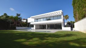 Unique new-build villa located in F-Zone of Sotogrande Alto for sale