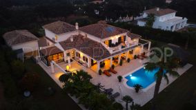 Villa a la venta en San Roque Club