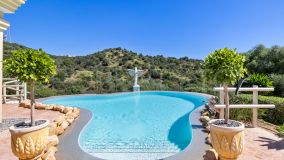 Buy Calahonda 4 bedrooms villa