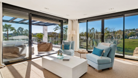 Villa en venta en Nueva Andalucia