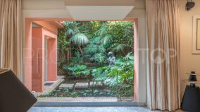 Villa de 5 dormitorios a la venta en Nagüeles