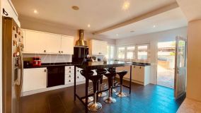 Maison for sale in Castillo de la Duquesa, Manilva