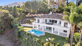 Casa en venta en Rio Real Golf, Marbella Este