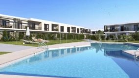 For sale San Roque Club town house with 4 bedrooms