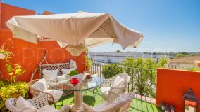 Duplex penthouse for sale in Pueblo Nuevo de Guadiaro