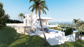 Buy villa in La Reserva with 5 bedrooms