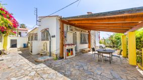 Chalet en venta en Jardin Tropical, Manilva