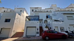 Reihenhaus zu verkaufen in Estepona Centre, Estepona Stadt