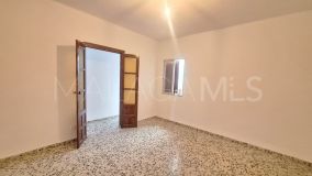 Hus i byn for sale in Estepona Stad