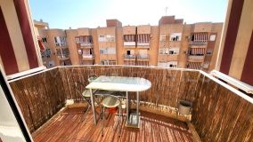 Apartamento en venta en Avda de Andalucia - Sierra de Estepona, Estepona Ciudad