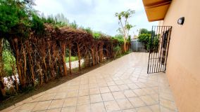 Appartement rez de chaussée for sale in El Padron, Estepona Est