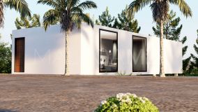 Villa for sale in Estepona Golf, Estepona West