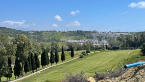 Villa for sale in Estepona Golf, Estepona West