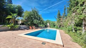 Finca for sale in El Velerin, Estepona Öst