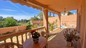 Chalet for sale in Atalaya, Estepona Öst