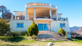 Villa en venta en Forest Hills, Altos de Estepona