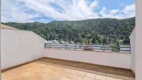 SPACIOUS AND BRIGHT TOWNHOUSE IN BENAHAVIS