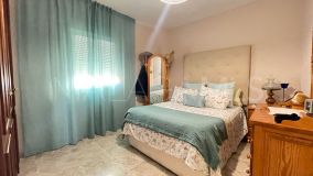 Flat zu verkaufen in Estepona Puerto, Estepona Stadt