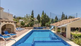 For sale villa in Los Cerezos with 10 bedrooms